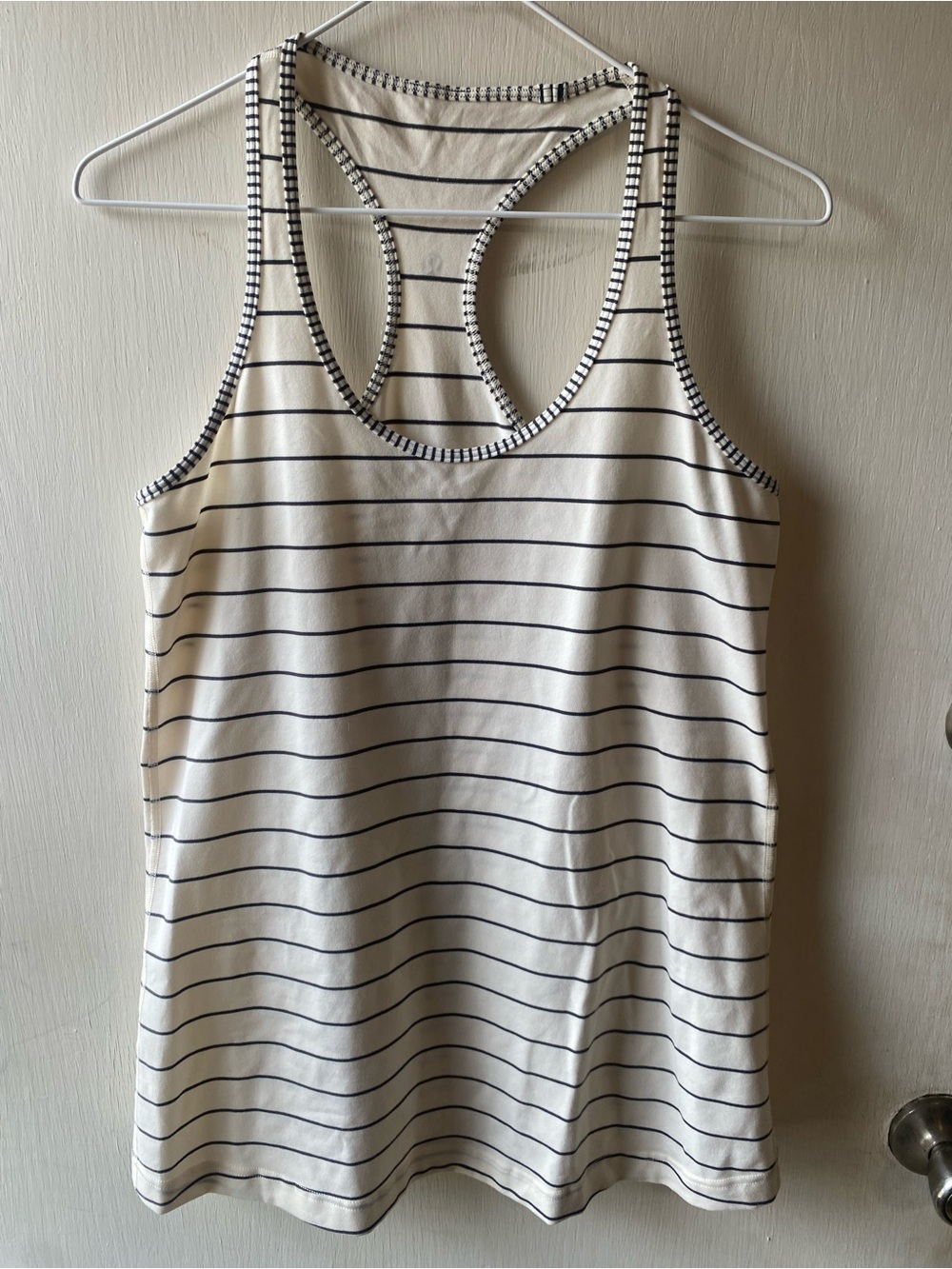 Lululemon Women’s Cream Striped Racerback Tank Top